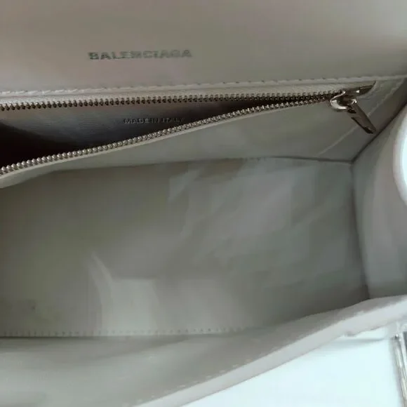 Balenciaga Women Pre-Loved Bag Very Good Condition - Picture 9 of 9